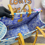 Louis Vuitton OnTheGo MM M11262 Blue